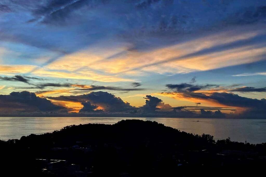 Villa Amonteera Surin Plajı Dış mekan fotoğraf